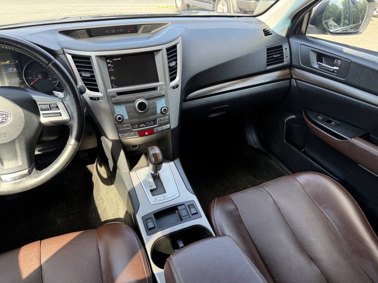 Used 2013 Subaru Outback 2.5i Limited AWD/4WD image 19