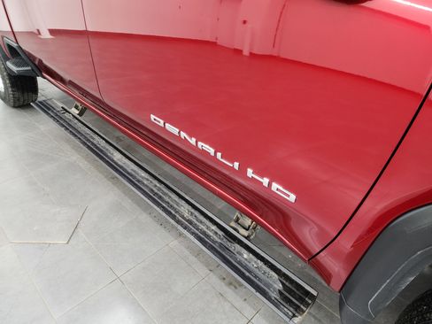 Used 2022 GMC Sierra 2500 Denali image 25