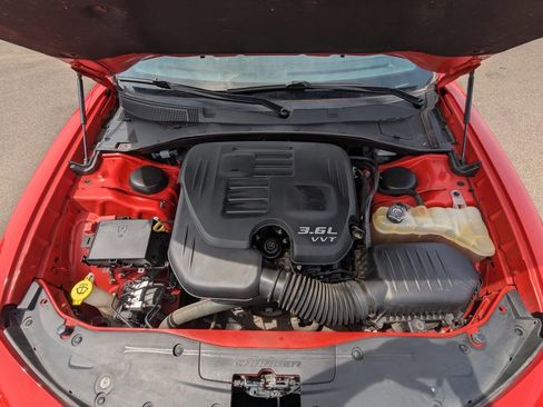 Used 2019 Dodge Charger SXT w/ Cold Weather Package AWD/4WD image 29