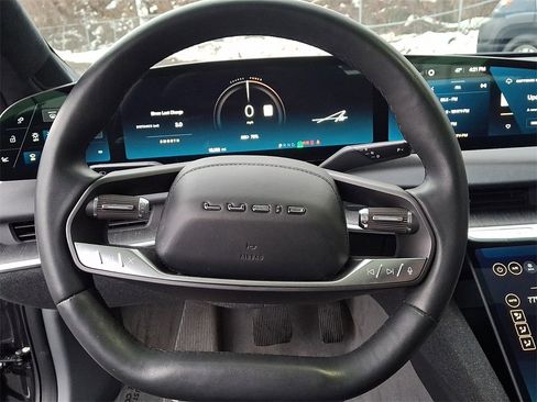 Used 2024 Lucid Air Touring image 21