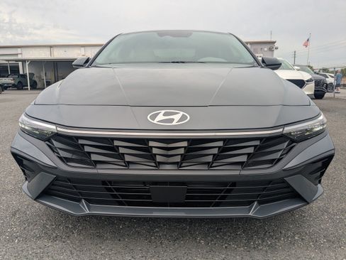 New 2026 Hyundai Elantra SEL Sport Premium FWD image 11