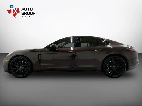 Used 2018 Porsche Panamera 4 AWD/4WD image 10