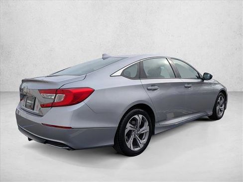 Used 2019 Honda Accord EX image 5