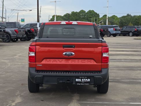 Used 2024 Ford Maverick Lariat FWD image 6