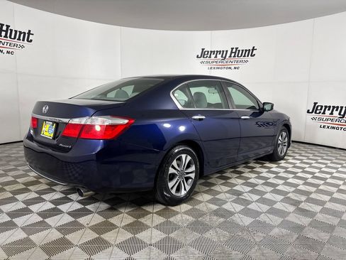 Used 2013 Honda Accord LX image 4