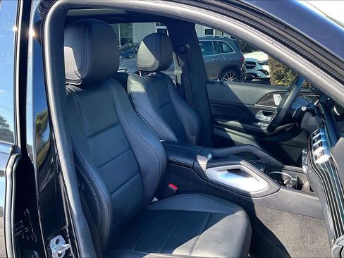 Used 2024 Mercedes-Benz GLE 450 4MATIC w/ AMG Line Exterior image 8