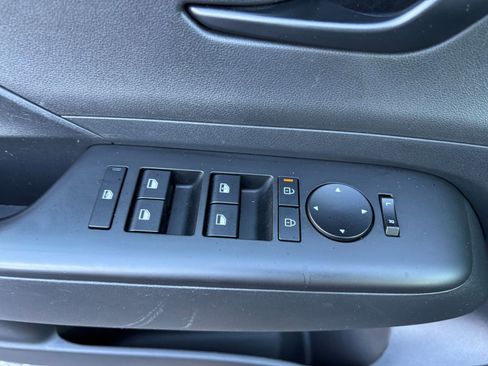 Used 2025 Hyundai Kona SEL image 20