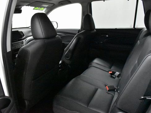 Certified 2022 Honda Pilot Special Edition image 16