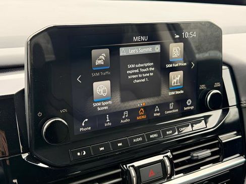 Used 2024 Nissan Pathfinder Platinum w/ Cargo Package image 38