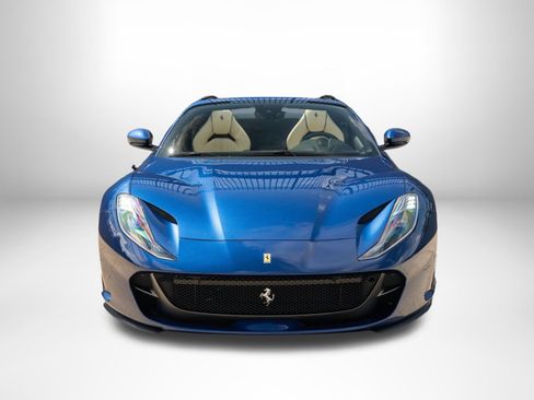 Used 2021 Ferrari 812 GTS RWD image 6