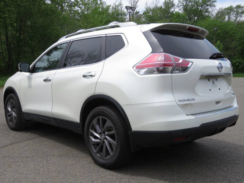 Used 2016 Nissan Rogue SL w/ SL Premium Package AWD/4WD image 7