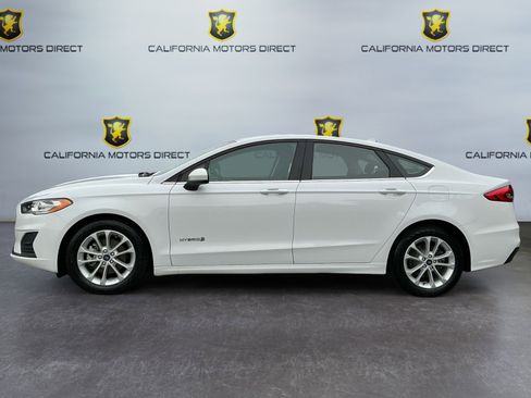 Used 2019 Ford Fusion SE image 8
