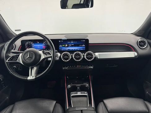 Certified 2024 Mercedes-Benz GLB 250 image 5