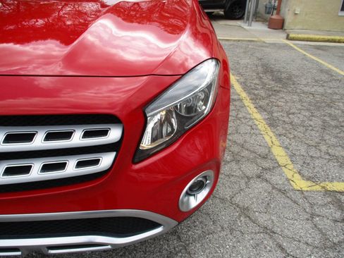 Used 2018 Mercedes-Benz GLA 250 4MATIC image 24
