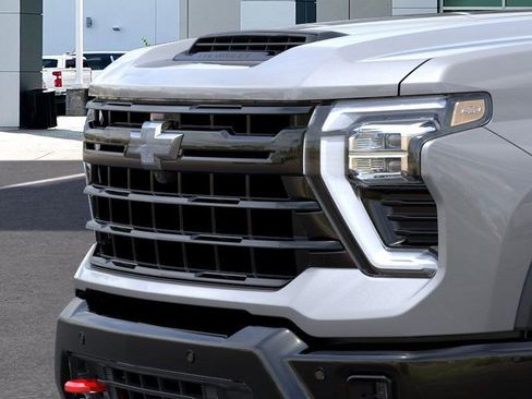 New 2026 Chevrolet Silverado 2500 LTZ w/ LTZ Plus Package AWD/4WD image 13