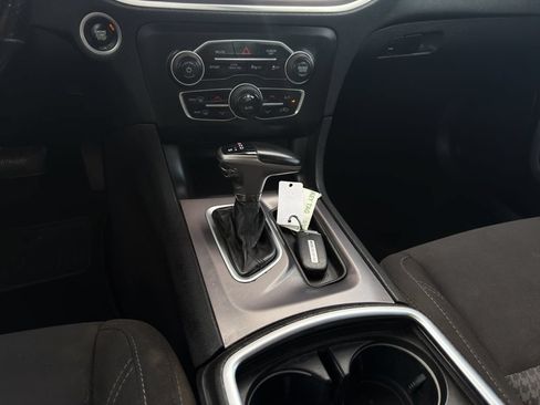 Used 2019 Dodge Charger SXT w/ Cold Weather Package AWD/4WD image 15