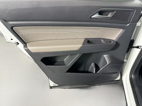 Used 2021 Volkswagen Atlas Cross Sport SE w/ Panoramic Sunroof Package AWD/4WD image 26