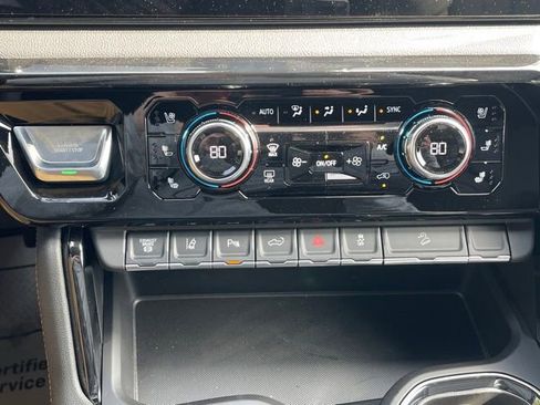 New 2026 GMC Sierra 3500 AT4 w/ AT4 Premium Plus Package AWD/4WD image 11
