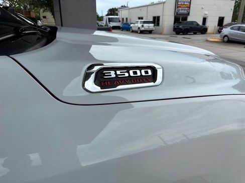 Used 2022 RAM 3500 Tradesman AWD/4WD image 3