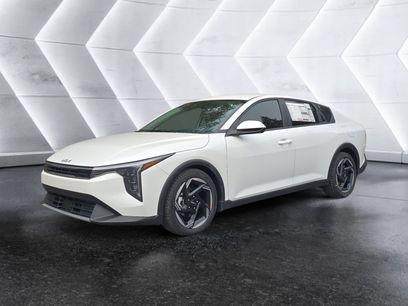 New 2026 Kia K4 EX