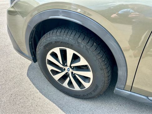 Used 2021 Subaru Outback Premium AWD/4WD image 8