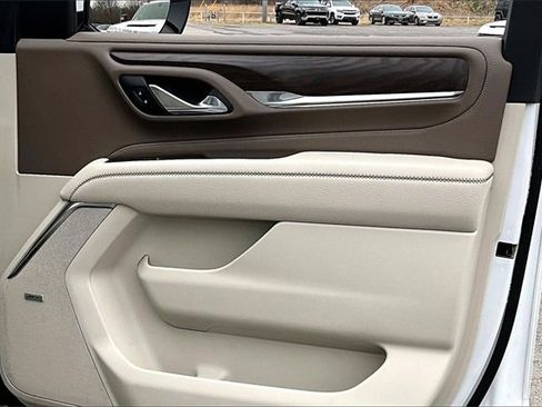 Used 2023 GMC Yukon Denali image 29