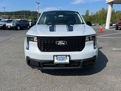 New 2025 Ford Maverick Lariat w/ Black Appearance Package image 8