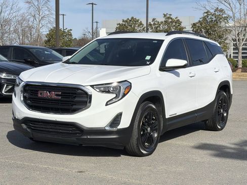 Used 2021 GMC Terrain SLE w/ Driver Convenience Package image 1