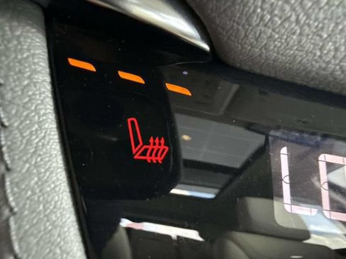 Certified 2024 Cadillac XT5 Premium Luxury w/ LPO, Floor Liner Package AWD/4WD image 45