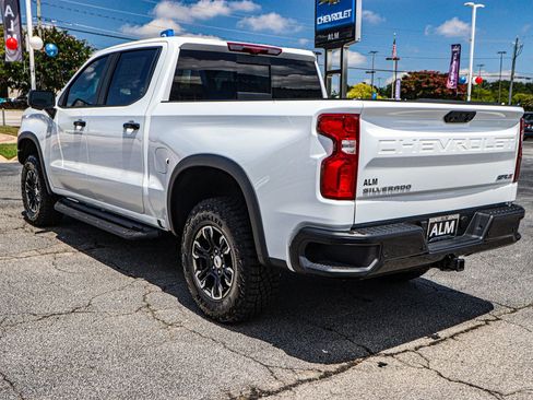 New 2025 Chevrolet Silverado 1500 ZR2 w/ Technology Package image 6