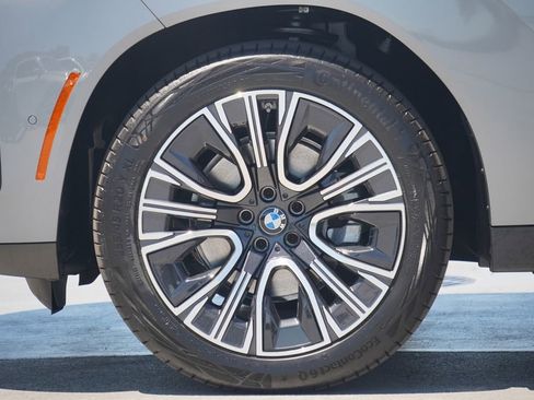 Used 2025 BMW X3 xDrive30i w/ Convenience Package image 5