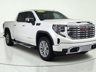 Used 2024 GMC Sierra 1500 Denali w/ Technology Package AWD/4WD video 1