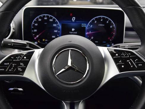 Certified 2023 Mercedes-Benz C 300 Sedan image 23