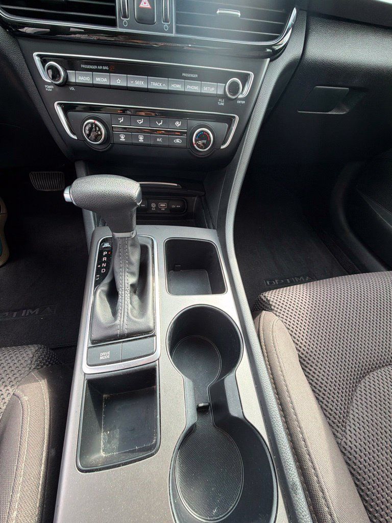 Used 2020 Kia Optima LX FWD image 8