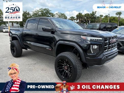 Used 2024 GMC Canyon AT4 w/ Technology Package AWD/4WD image 9