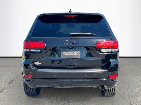 Used 2021 Jeep Grand Cherokee Laredo X image 6