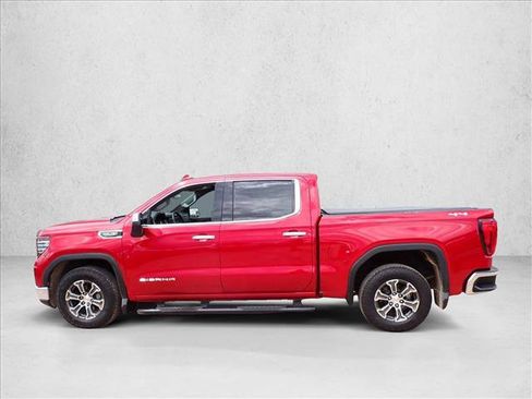 Used 2023 GMC Sierra 1500 SLT w/ SLT Convenience Package AWD/4WD image 2