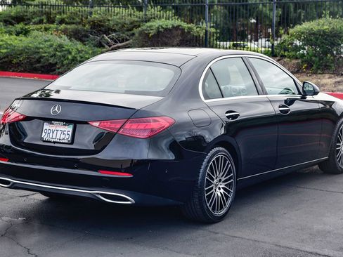 Used 2023 Mercedes-Benz C 300 Sedan image 7