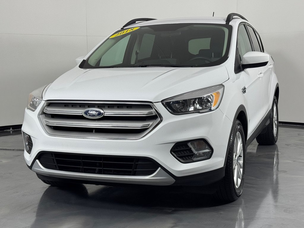 Used 2018 Ford Escape SE w/ SE Sync 3 Package FWD image 10