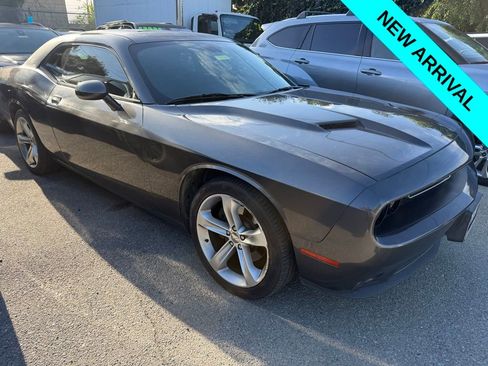Used 2016 Dodge Challenger SXT w/ Super Sport Group (SS/T) image 2