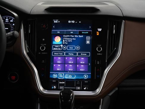 Used 2020 Subaru Outback Touring w/ Popular Package #2 image 14