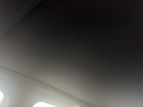 Used 2019 Lincoln Continental Select w/ Continental Climate Package image 11