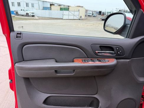 Used 2008 Chevrolet Avalanche LTZ w/ LTZ Preferred Equipment Group image 13