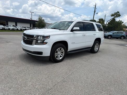Used 2017 Chevrolet Tahoe LS RWD image 2