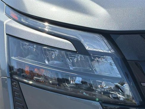 New 2026 Nissan Pathfinder SL w/ Cargo Package FWD image 32