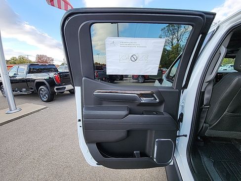 New 2026 GMC Sierra 1500 Elevation image 26