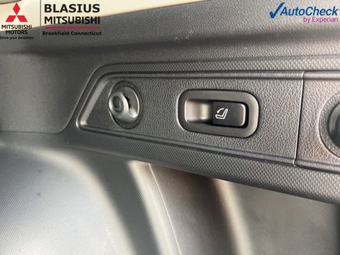 Used 2024 Subaru Forester Limited AWD/4WD image 14
