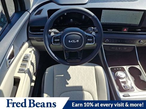 New 2026 Kia Carnival SX image 7