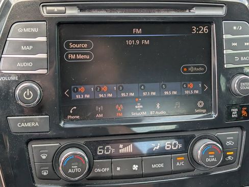 Used 2019 Nissan Maxima Platinum FWD image 23