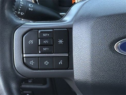 Used 2022 Ford F150 Lariat image 14